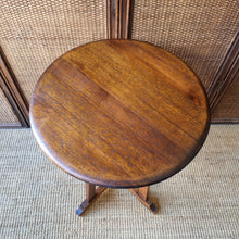 Load image into Gallery viewer, VINTAG SOLID TIMBER OCCASIONAL TABLE
