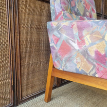 Load image into Gallery viewer, VINTAGE ARMCHAIR
