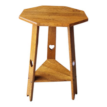 Load image into Gallery viewer, VINTAGE ARTS &amp; CRAFTS SOLID OAK SIDE TABLE
