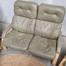 Load image into Gallery viewer, VINTAGE LAMITECH 5 PIECE LEATHER LOUNGE SUITE
