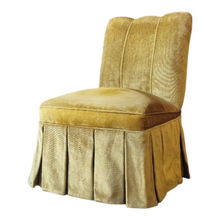 Load image into Gallery viewer, VINTAGE MID CENTURY VELOUR BOUDOIR BEDROOM CHAIR

