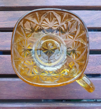 Load image into Gallery viewer, Williamsport Punchbowl bowl by Hazel Atlas
